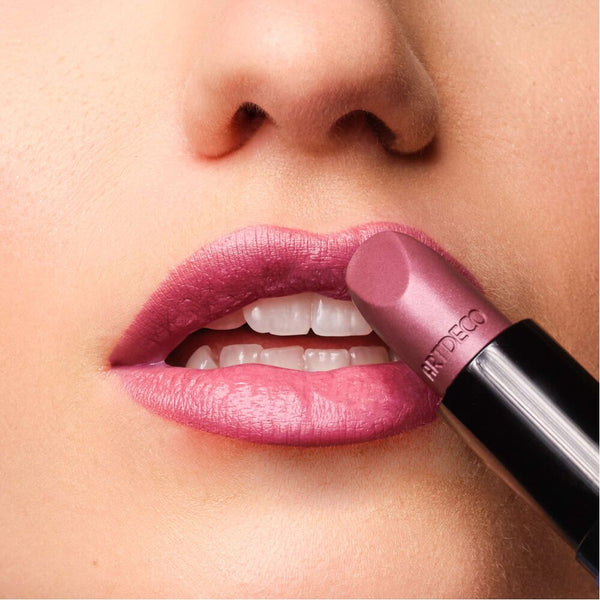 Anwendungsbild Perfect Color Lipstick Berry Beauty