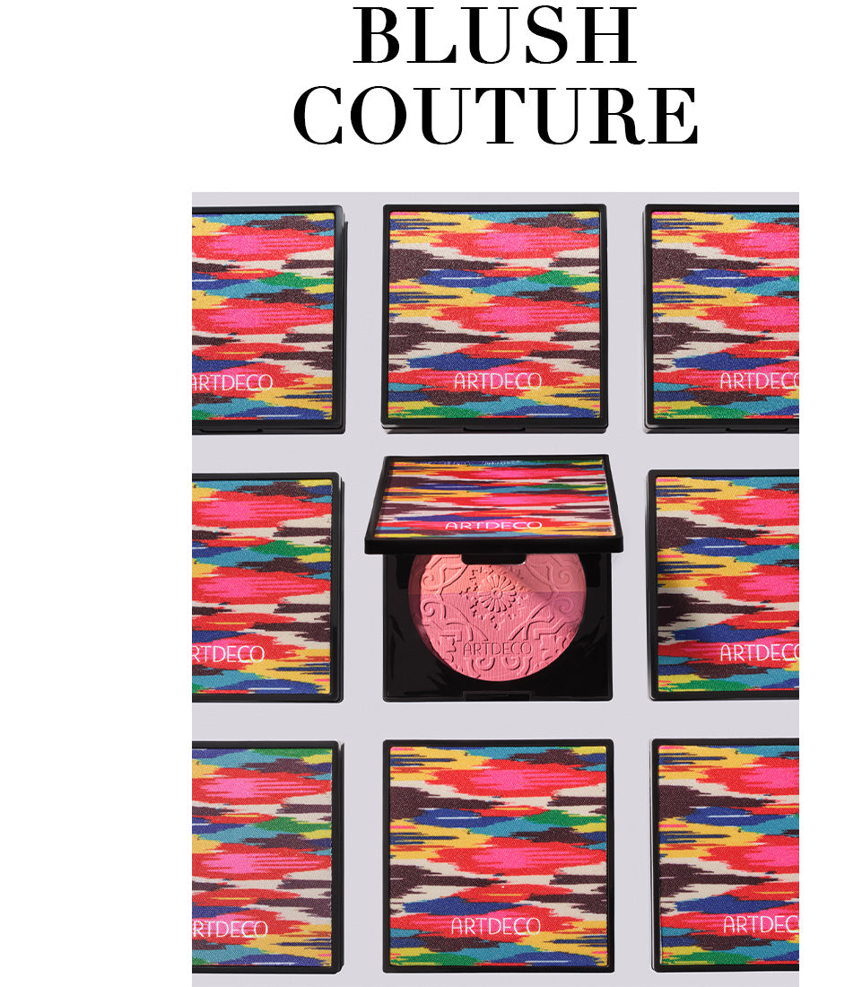 Neun Blush Couture liegen in drei Reihen geschlossen auf einem neutralen Hintergrund, um das kunstvolle Samarkan Design gut zu erkennen. Der Blush Couture in der Mitte ist halb geöffnet. Zudem steht in Großbuchstaben der Name des Produktes »Blush Couture«.