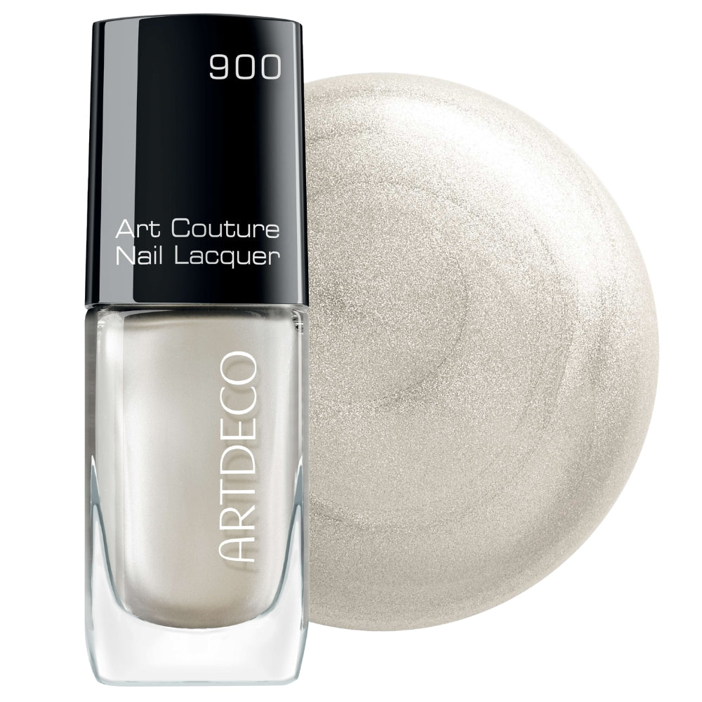 ARTDECO Art Couture Nail Lacquer in der Nuance 900 -   beau blanc mit Textur Swatch.