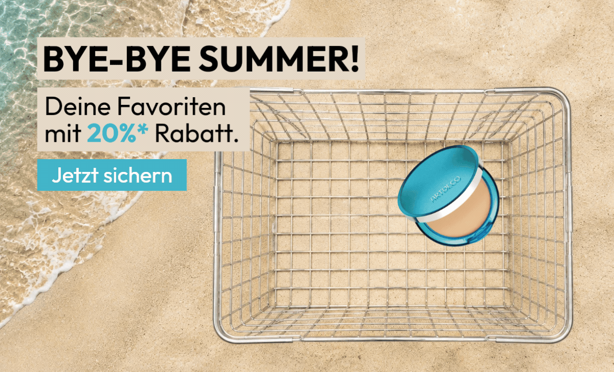 ARTDECO Bye-Bye Summer Sale mit 20 % Rabatt – Make-Up Produkte in einem Einkaufskorb auf sommerlichem Sandhintergrund.