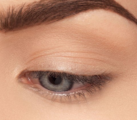 Vorher-Effekt des Schminktipps "Cut Crease schminken"